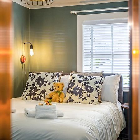 Stylish Romantic Country Escape Near Chester Christleton Zewnętrze zdjęcie